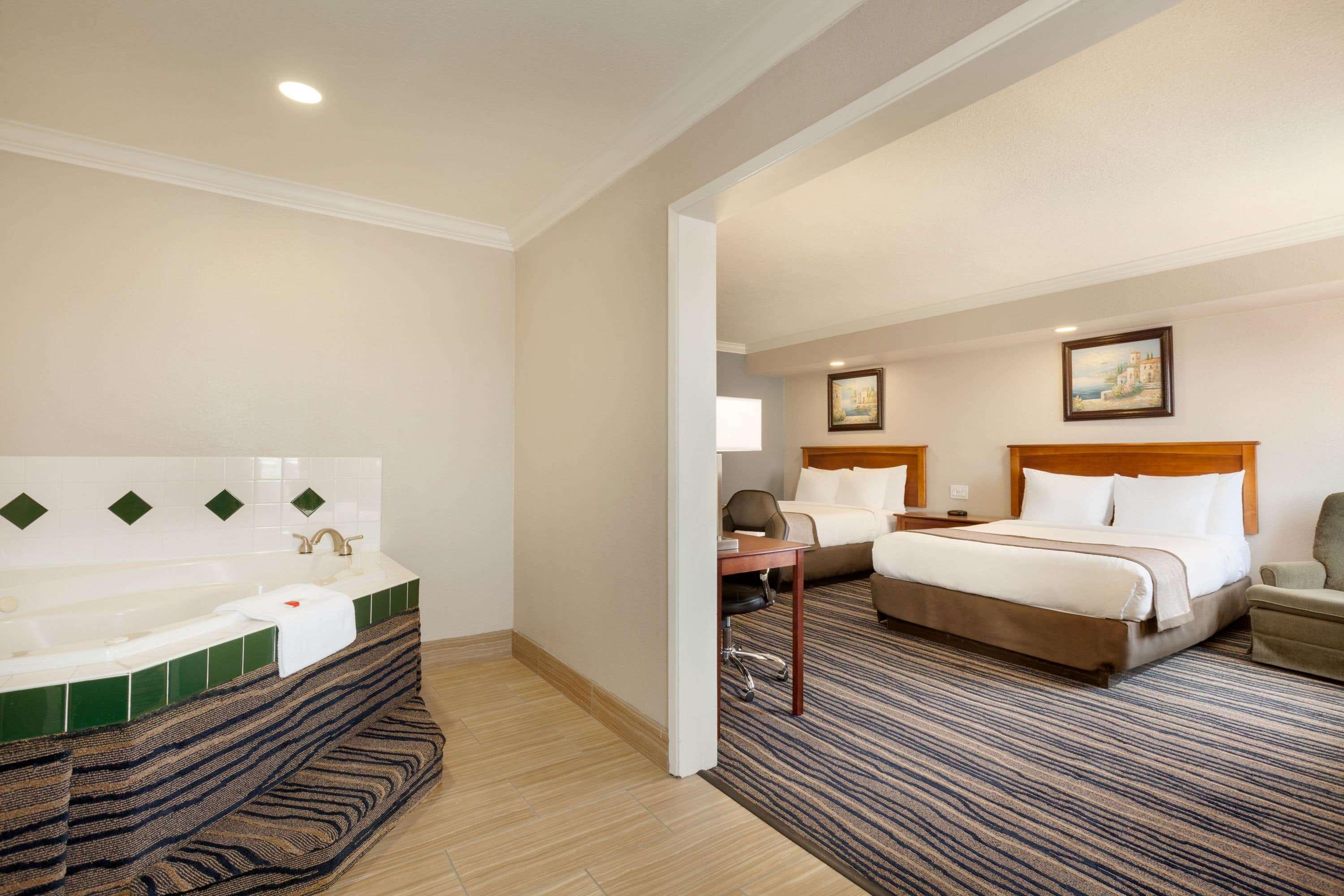 Days Inn By Wyndham Eureka Ca Dış mekan fotoğraf