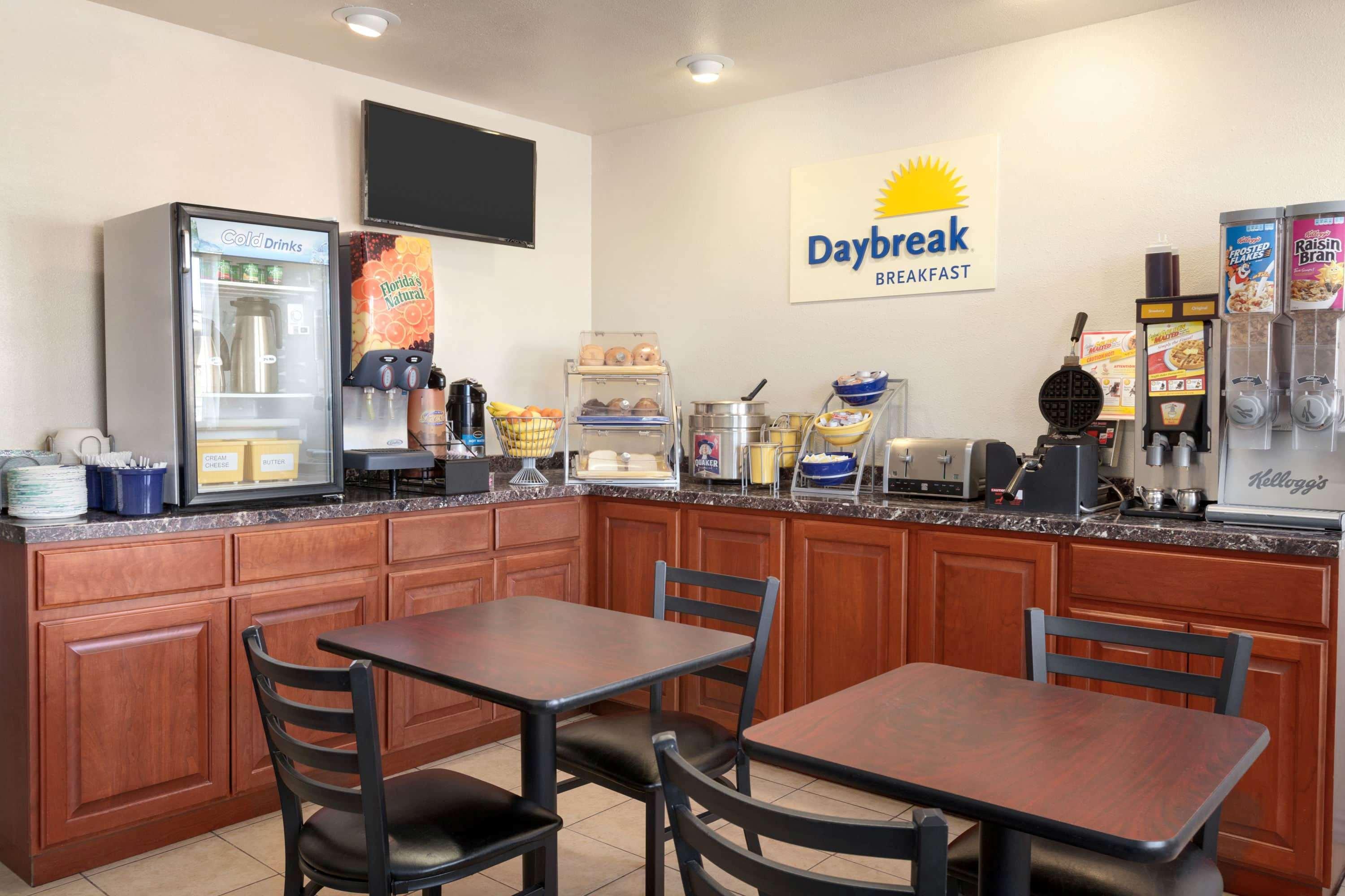 Days Inn By Wyndham Eureka Ca Dış mekan fotoğraf