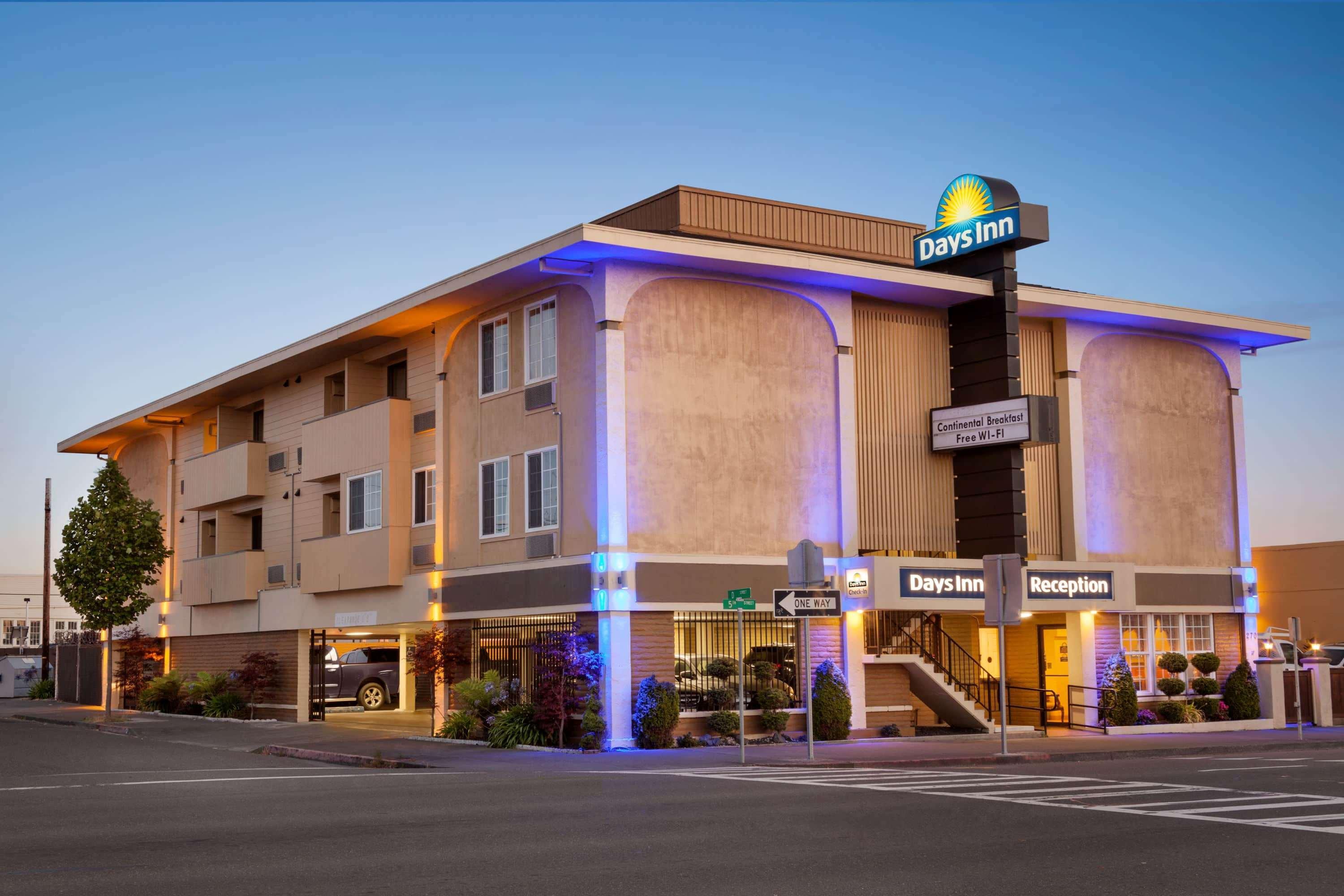 Days Inn By Wyndham Eureka Ca Dış mekan fotoğraf
