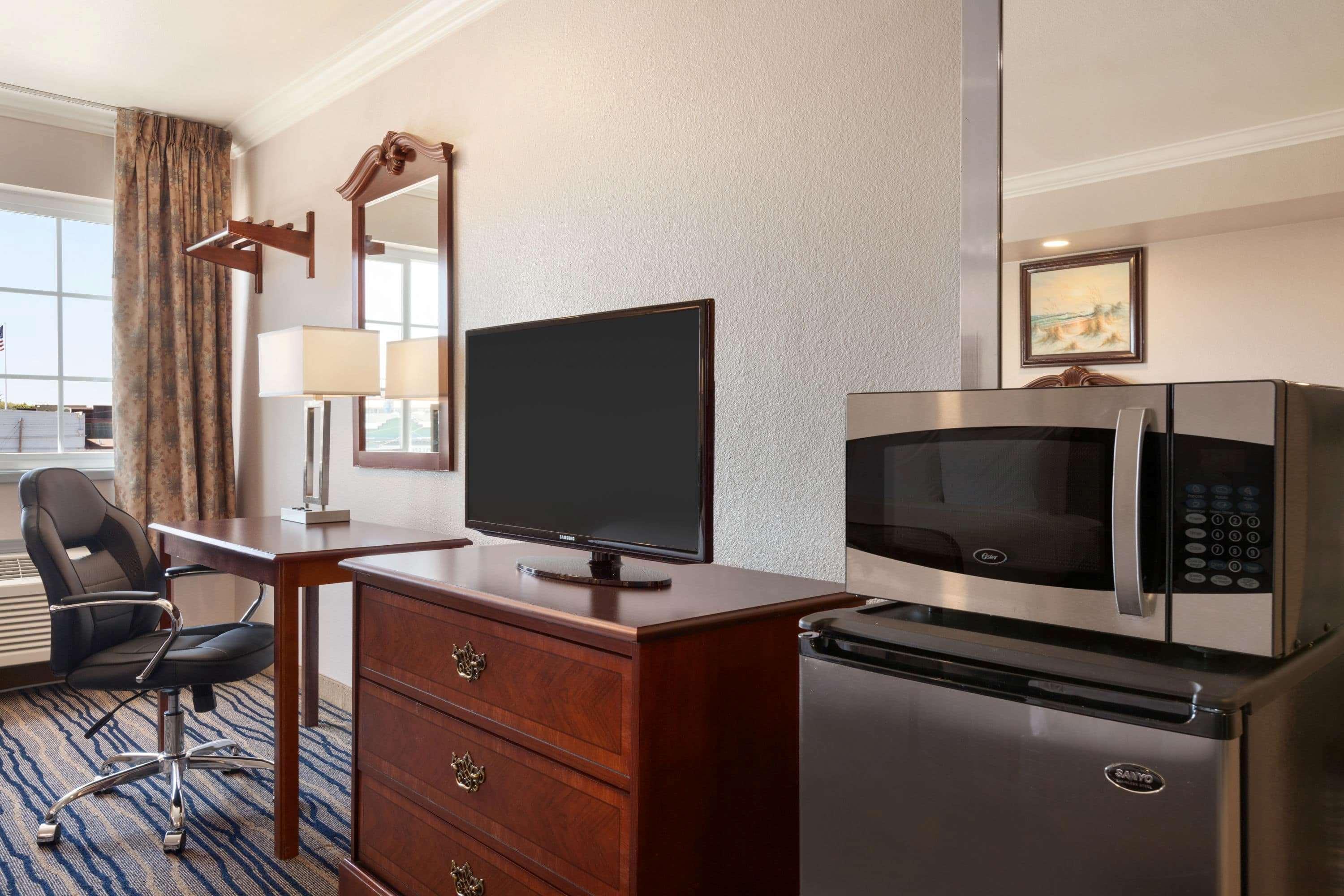 Days Inn By Wyndham Eureka Ca Dış mekan fotoğraf
